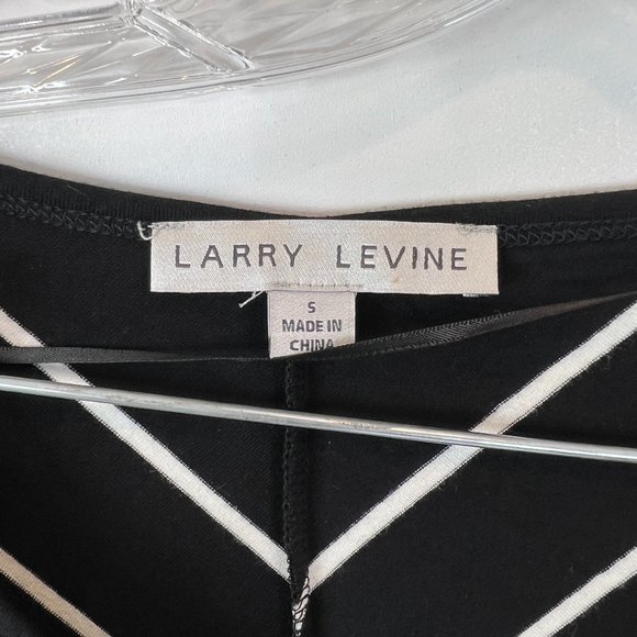 Larry Levine Women's Size Small Striped Shirt - Picture 3 of 10